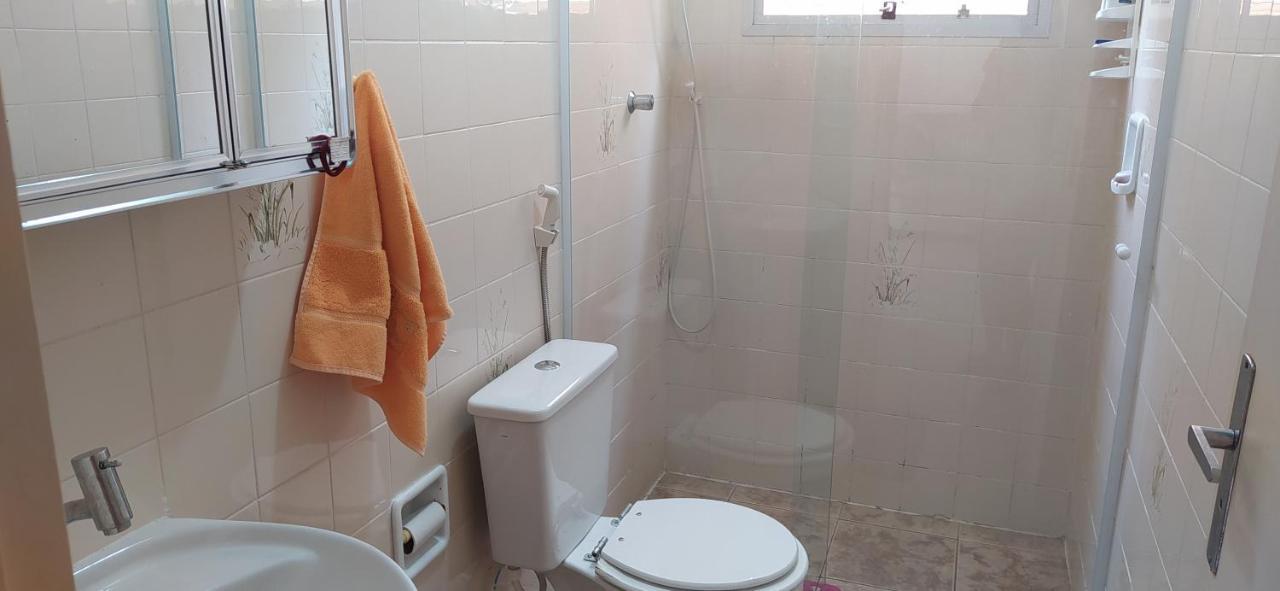 Aconchegante E Amplo Apartamento Familiar Pertinho Da Praia! 과루자 외부 사진