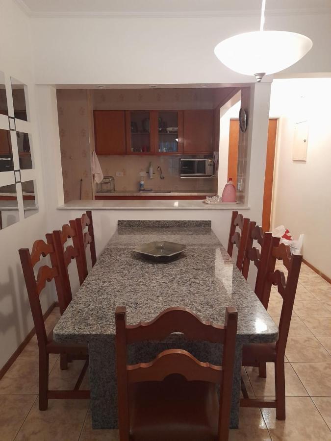 Aconchegante E Amplo Apartamento Familiar Pertinho Da Praia! 과루자 외부 사진